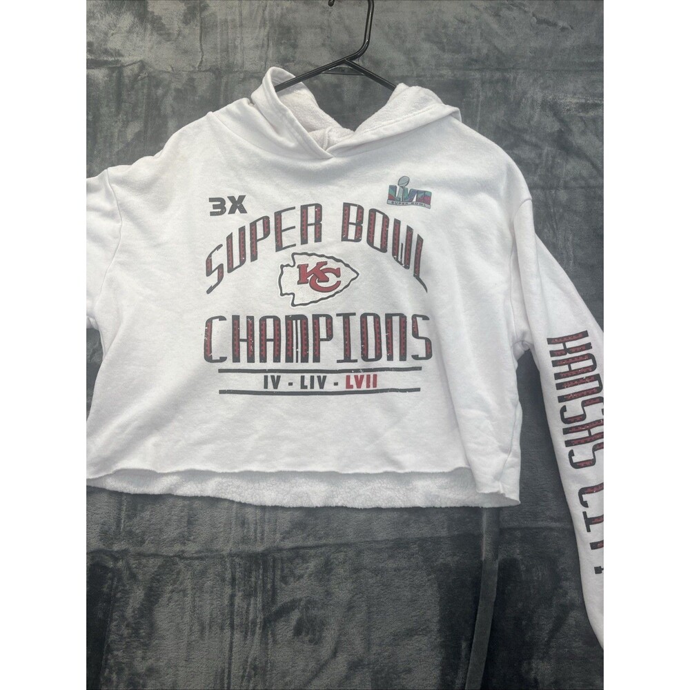 Majestic Swifty Womens L Kansas City Chiefs Super Bowl 3x Champions Crop Hoodie